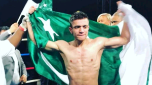 Usman Wazeer knocks down Indian boxer in just 65 seconds