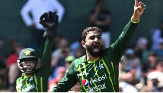 Sports News Pak vs NZ Pakistan´s Iftikhar Ahmed (R) appeals for a leg before wicket decision against New Zealand´s Tim Seifert during the fifth and final Twenty20 international cricket match between New Zealand and Pakistan at Hagley Oval in Christchurch on January 21, 2024.